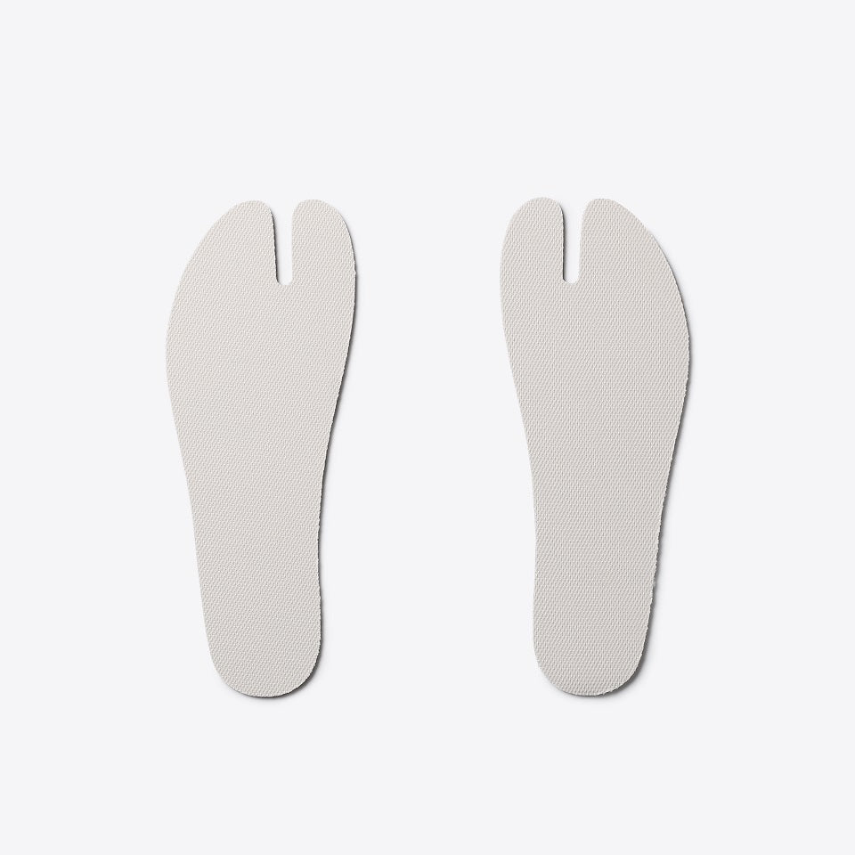 Martin Margiela 2005 インソール　足袋しおり　ブックマーク インソール 足袋型｜そこプラス【丸五公式】MARUGO ONLINE SHOP｜マルゴ
