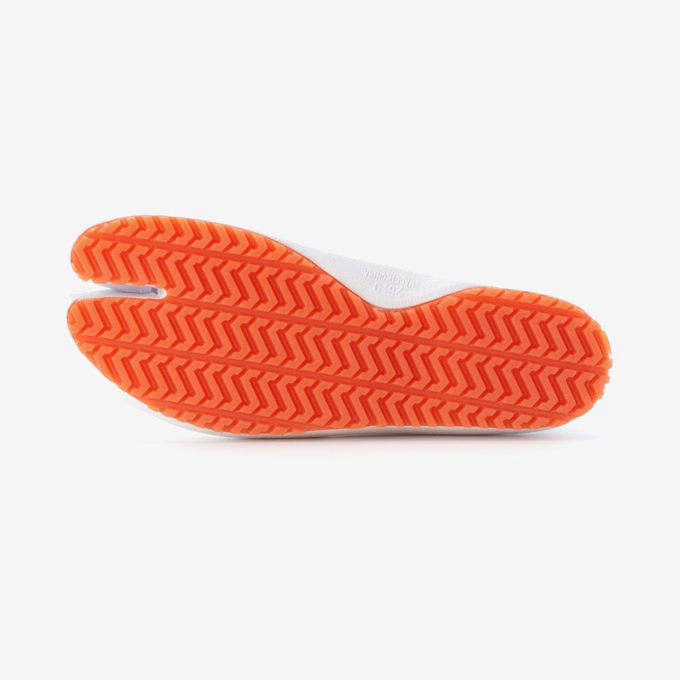 耐滑地下足袋 エアージョグⅢ12枚白のソール