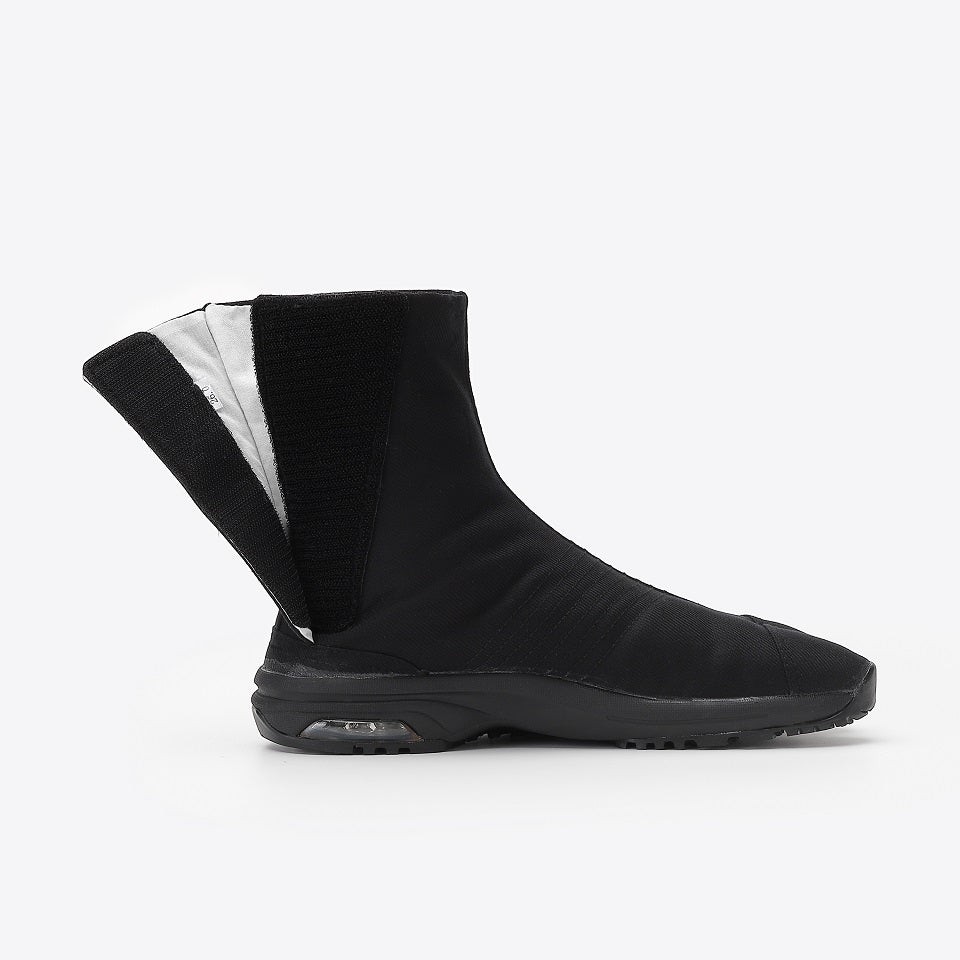 マジックエアージョグ6枚黒底の右向き