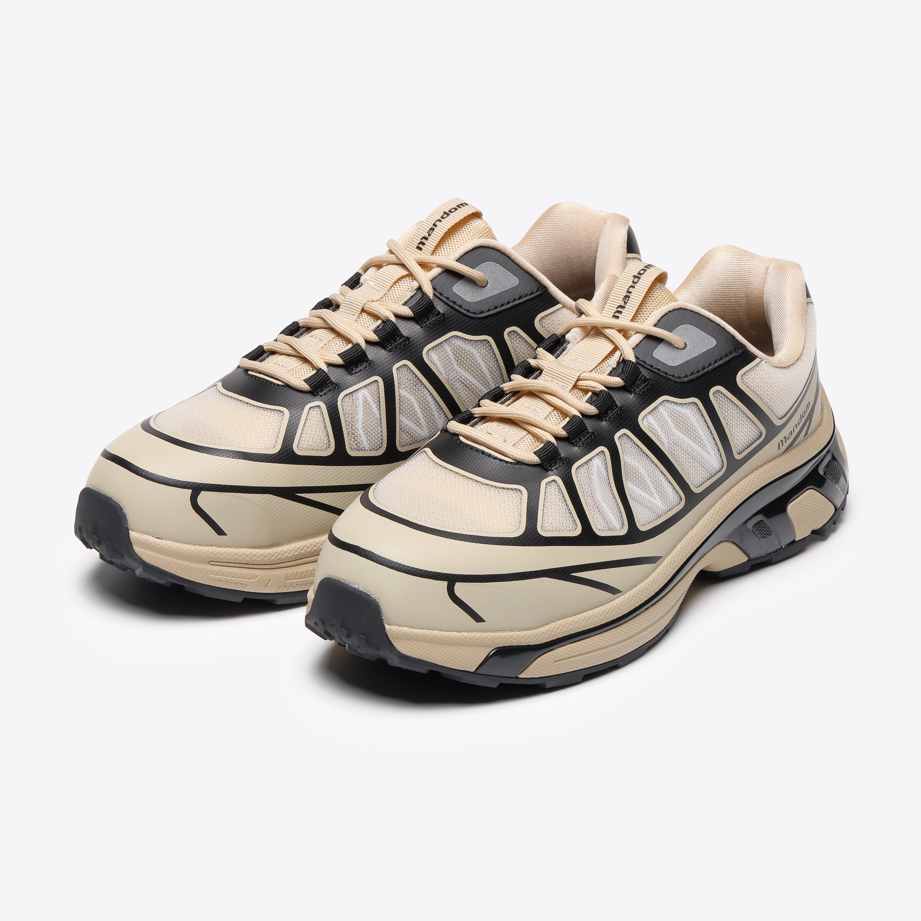 EC限定 先芯入りワークシューズ マンダムUTILITY＃245の両足