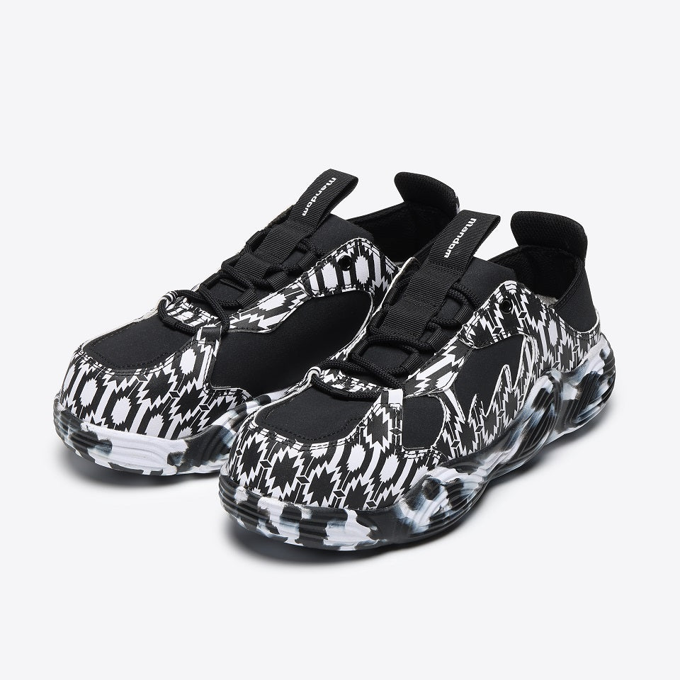 マンダムHOVER LIGHT#816の両足