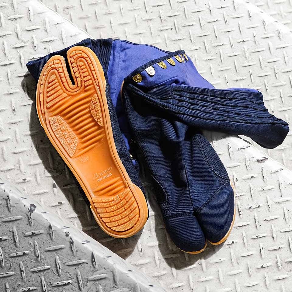 プロガード万年12枚　紺の甲と足裏の画像