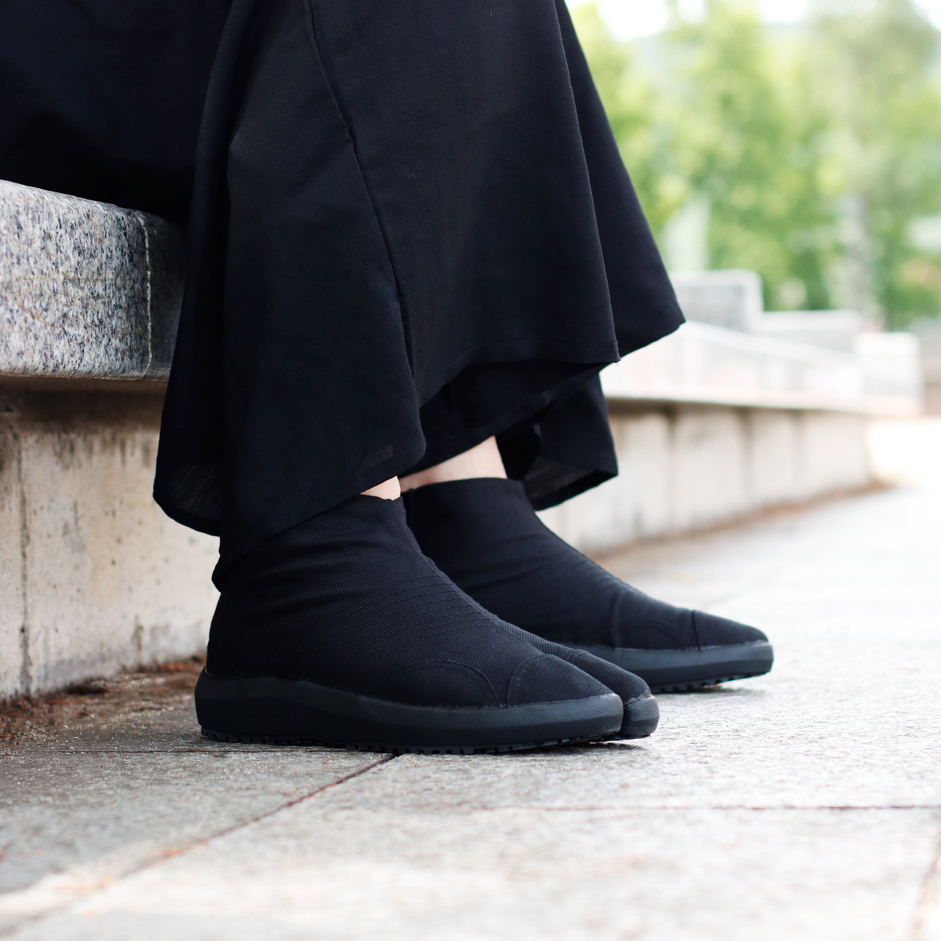 滑りにくい地下足袋 エアージョグIII3枚の着用画像２